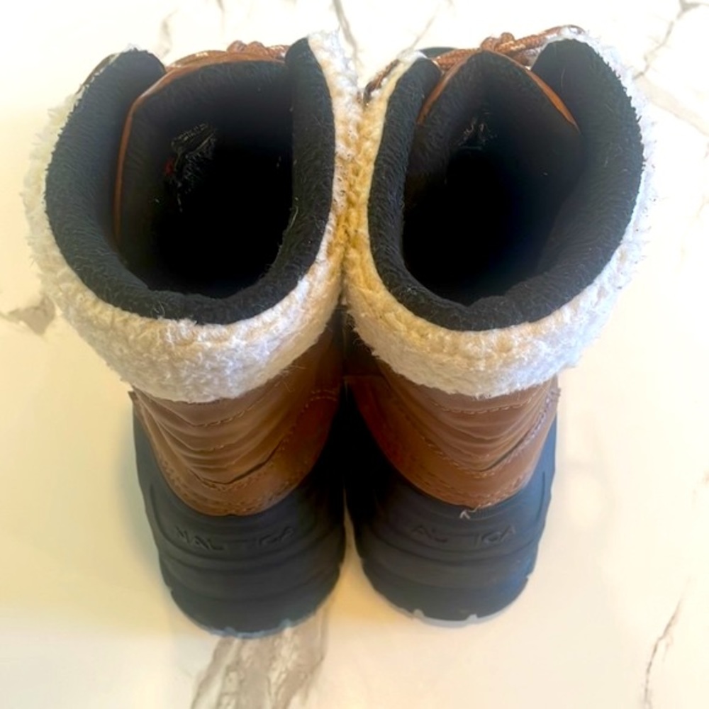 Men’s Nautica Size 8, Low tide, Tan,Black, Duck Boot, Waterproof, winter boot - Picture 3 of 13